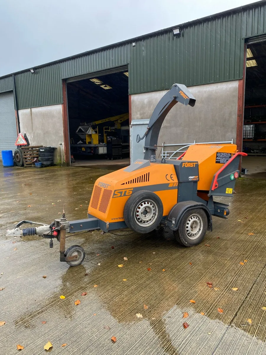 Forst ST6 wood chipper - Image 1
