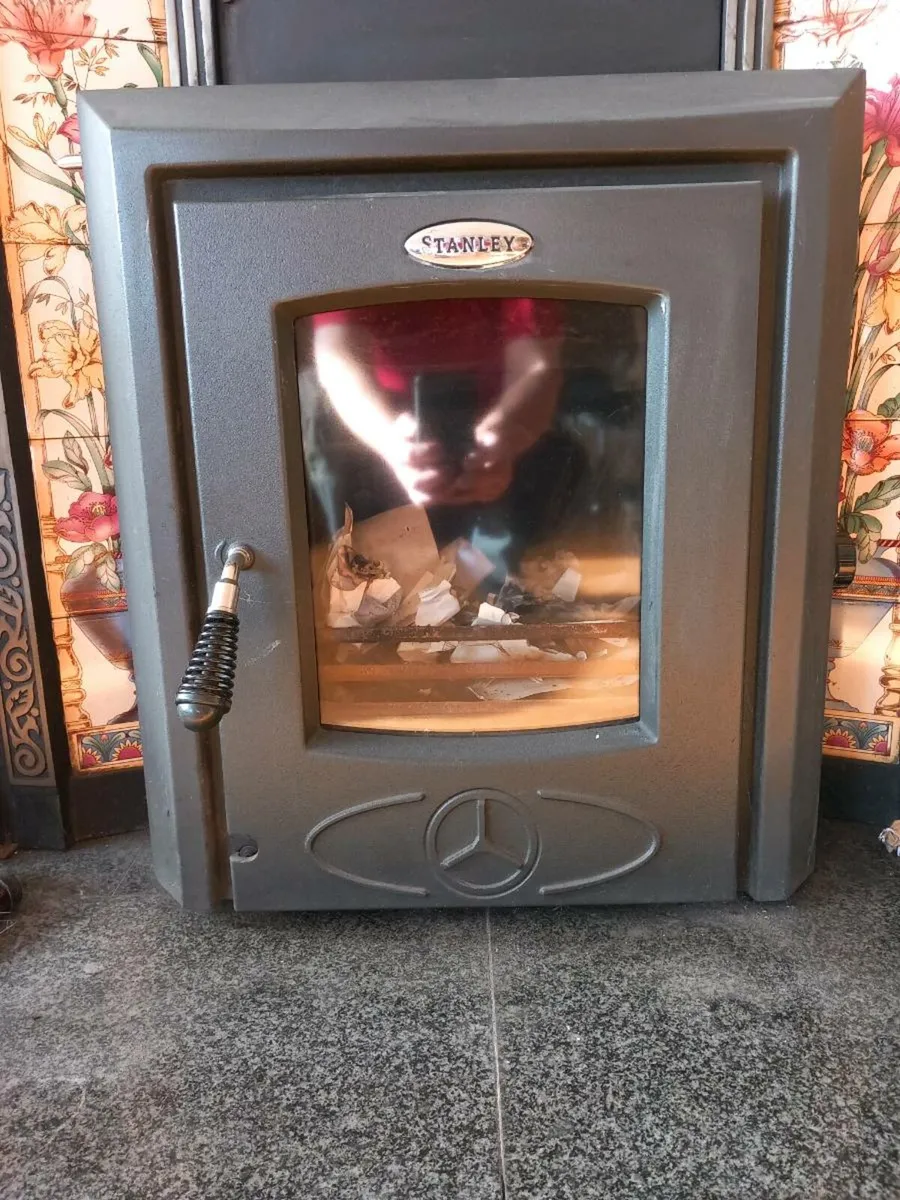 Stanley cara plus inset boiler.