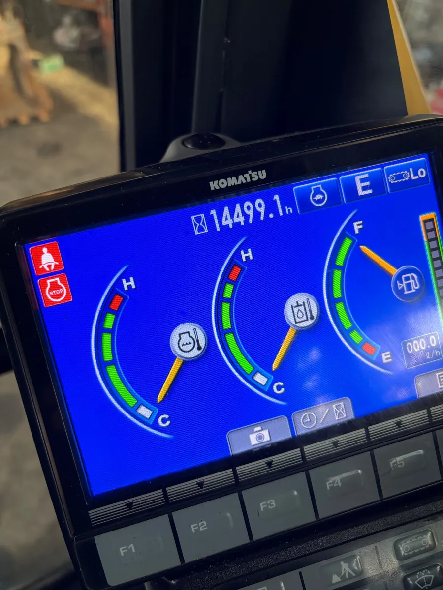 Komatsu Pc210-10 - Image 4