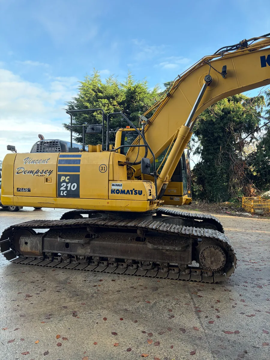 Komatsu Pc210-10 - Image 3