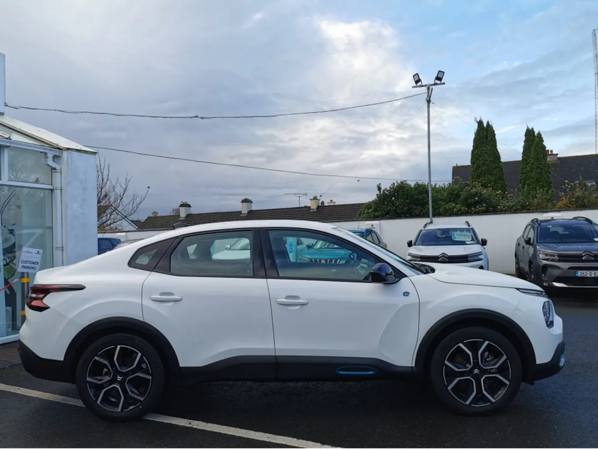 Citroen C4 X E -C4 X EFEEL PACK 50KWH 4DR - Image 3