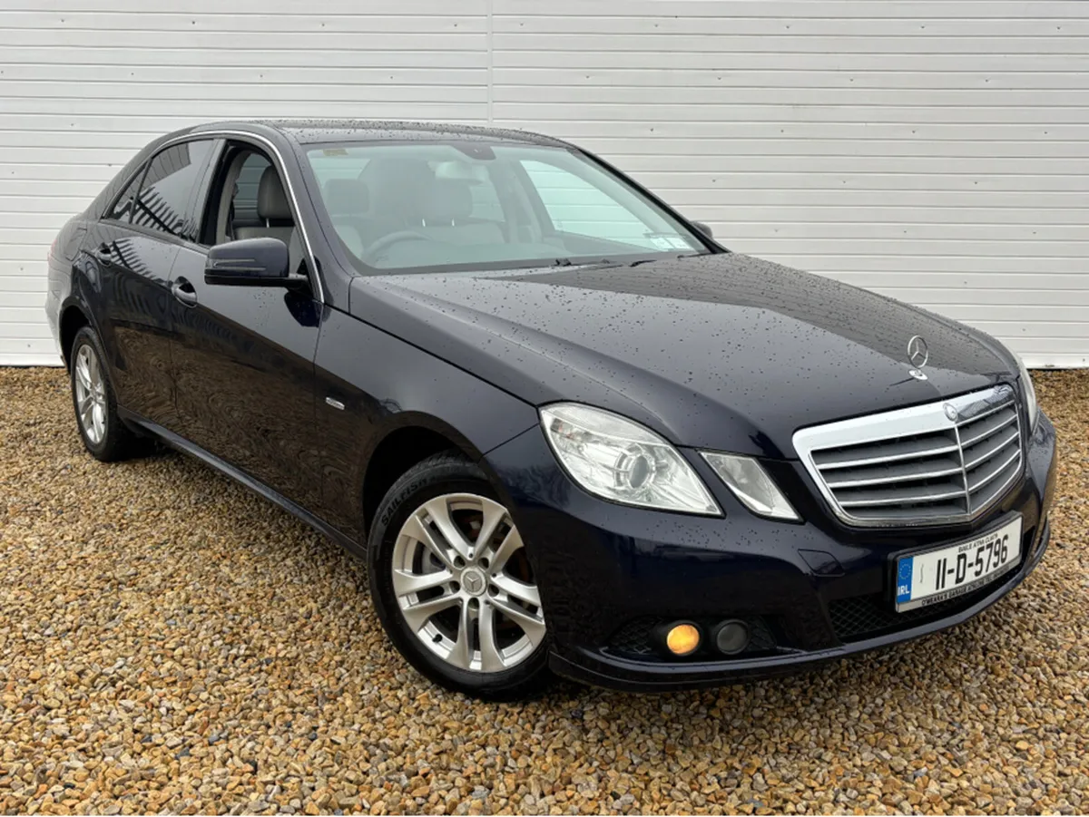 Mercedes-Benz E-Class 200 CDI BLUE EFFICIENCY 4DR - Image 1