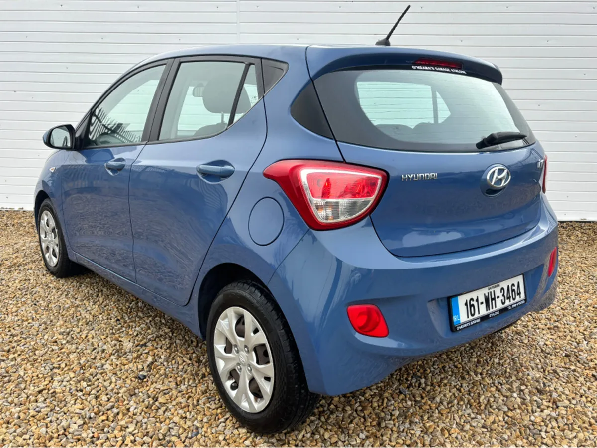 Hyundai i10 1.0 SE 5DR 66PS - Image 2