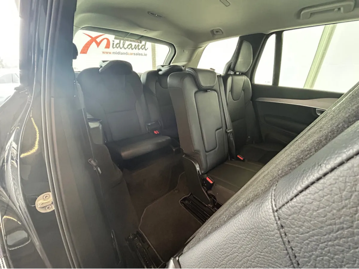 Volvo XC90 CORE T8 RECHARGE AWD - Image 4