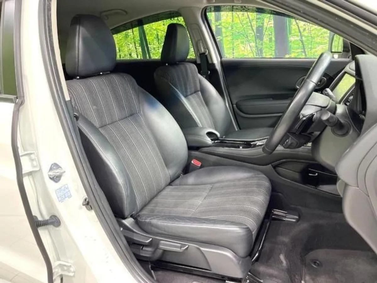 Honda Vezel 1.5 HYBRID **** RS STYLING PACK *** FU - Image 2