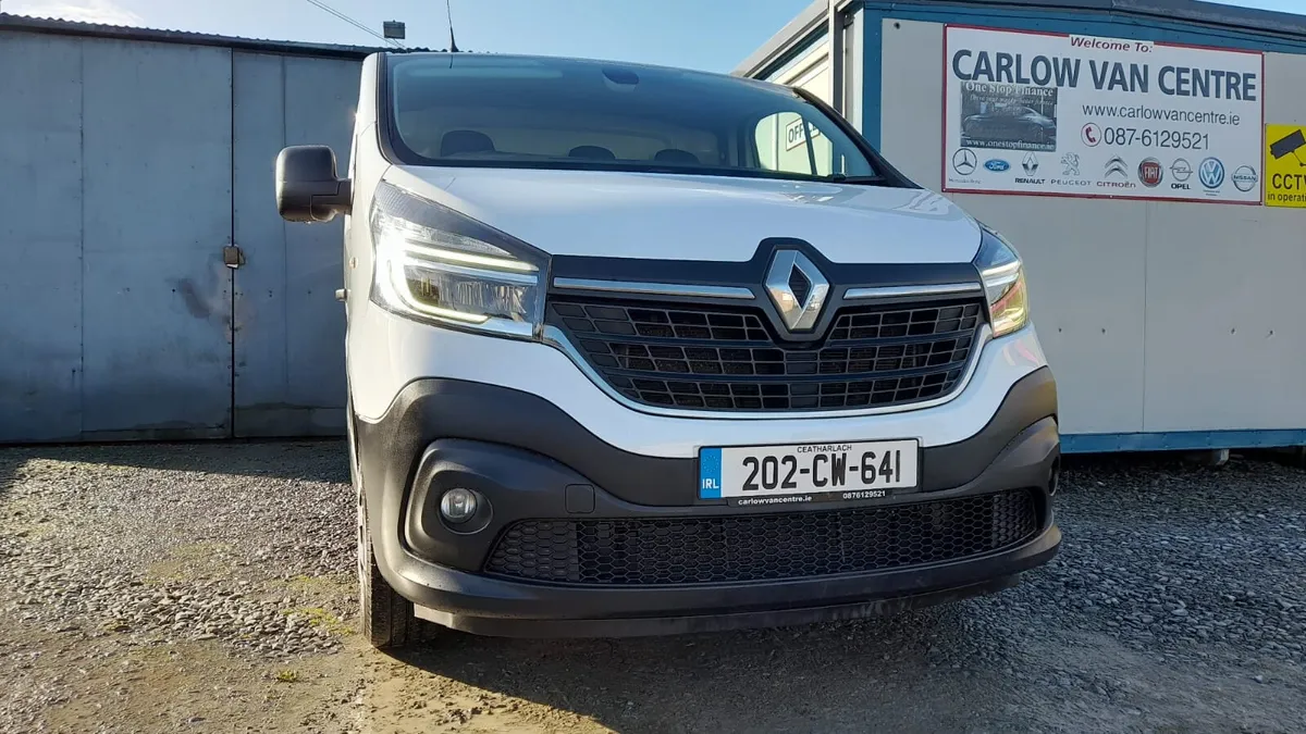 202 Renault Trafic 2.0 dci 120 business - Image 2