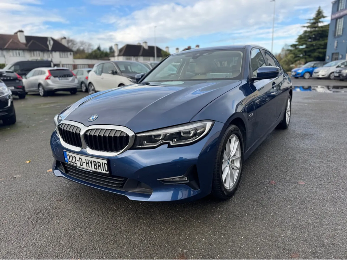 BMW 3-Series ****BLACK FRIDAY SALE****330E SE PRO - Image 2