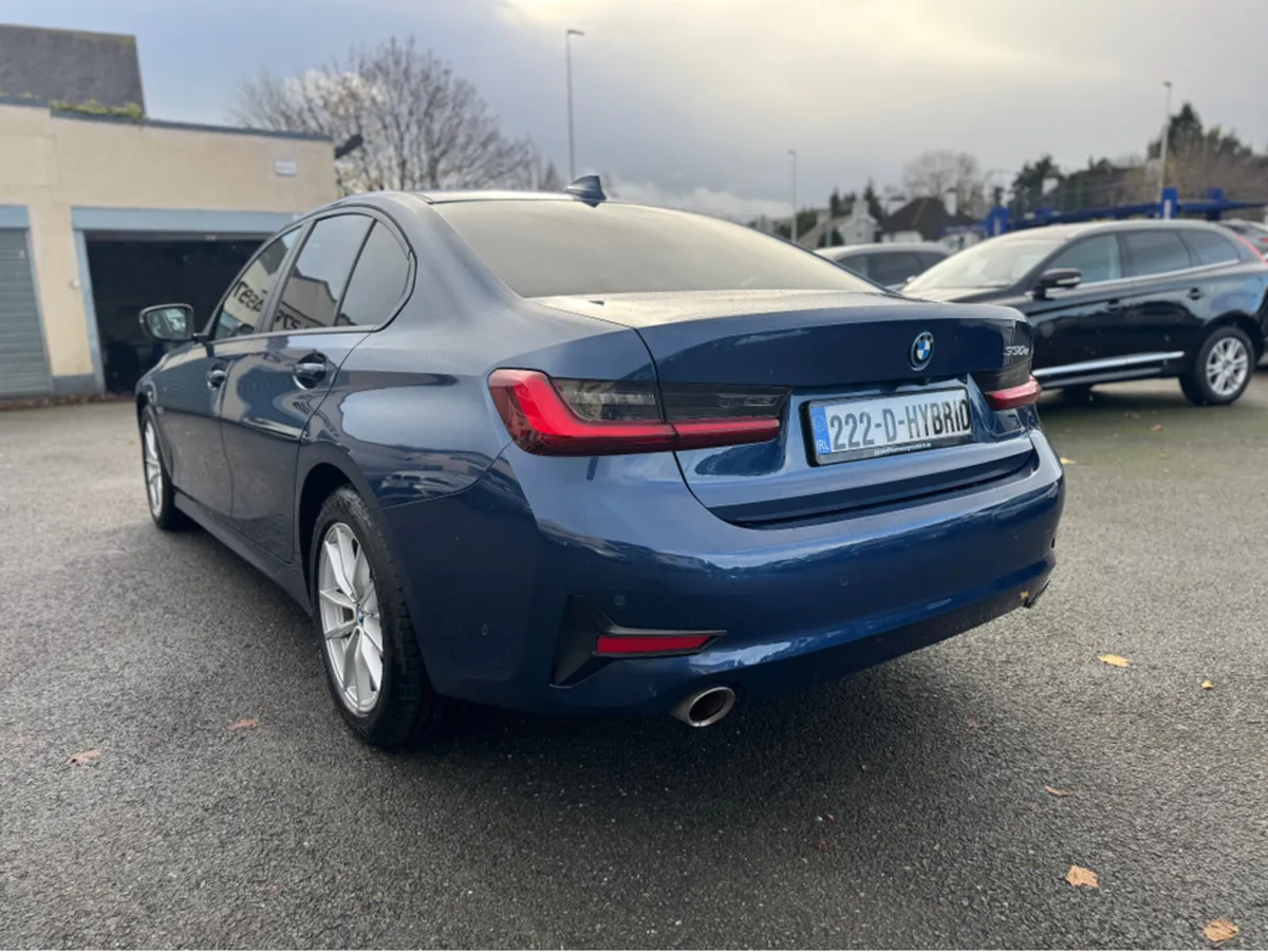 BMW 3-Series ****BLACK FRIDAY SALE****330E SE PRO - Image 3