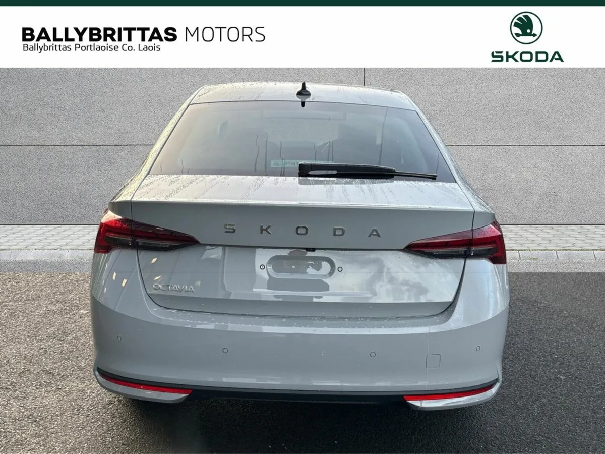 Skoda Octavia Selection Plus 2.0TDI 115BHP - Image 4