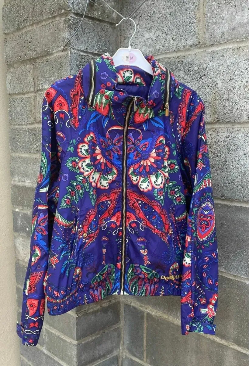 NEW Desigual Windbreaker Jacket, Size 44 - Image 3