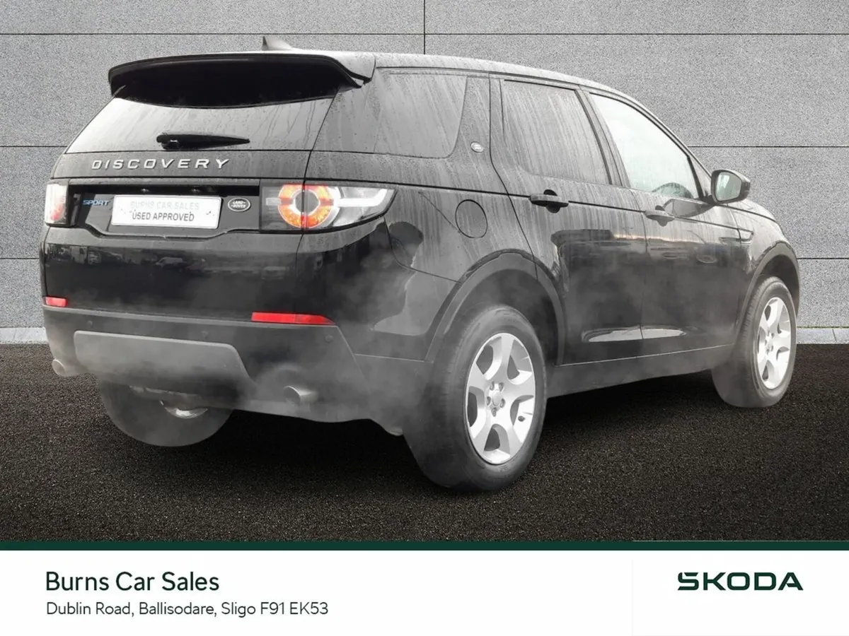 Land Rover Discovery Sport 2.0 eD4 150PS SE - Image 4
