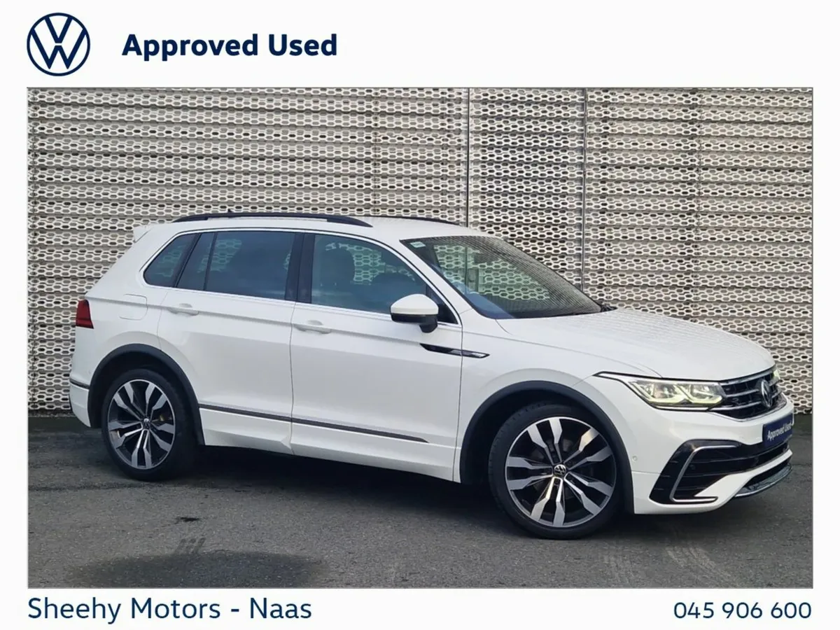 Volkswagen Tiguan R-Line 2.0TDI DSG, Rear Camera - Image 1