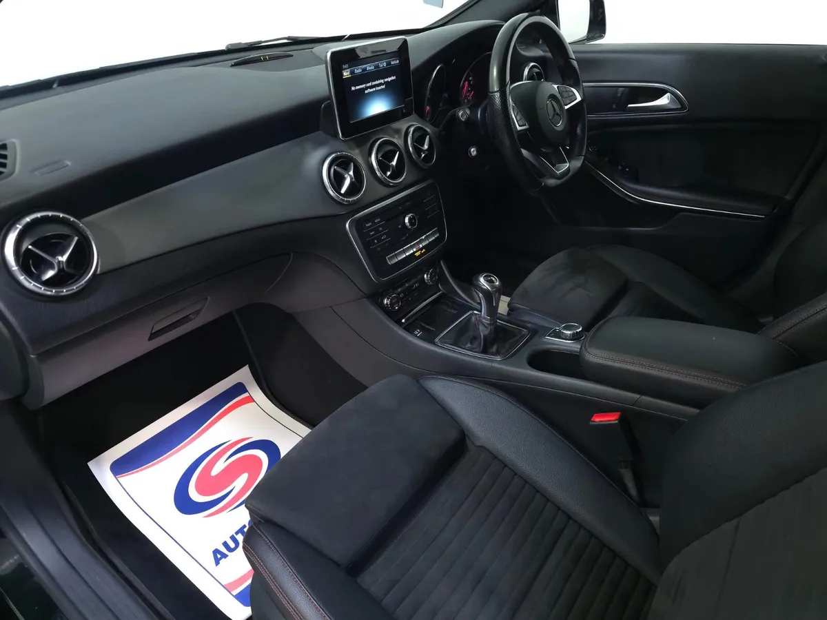 Mercedes-Benz CLA 200 AMG Line - Image 4