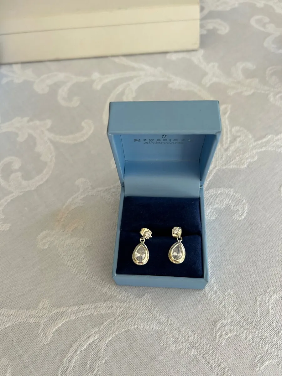 Jewellery Collection-Necklace Braclet earrings - Image 4