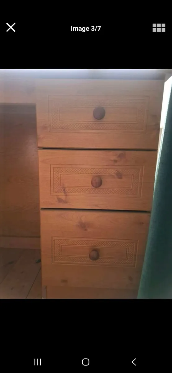 Study desk - Image 3