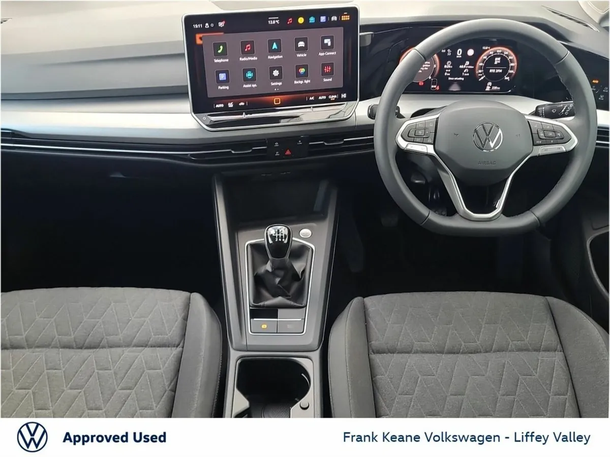 Volkswagen Golf EDITION 75 2.0 TDI 116HP *DOLPHIN - Image 2