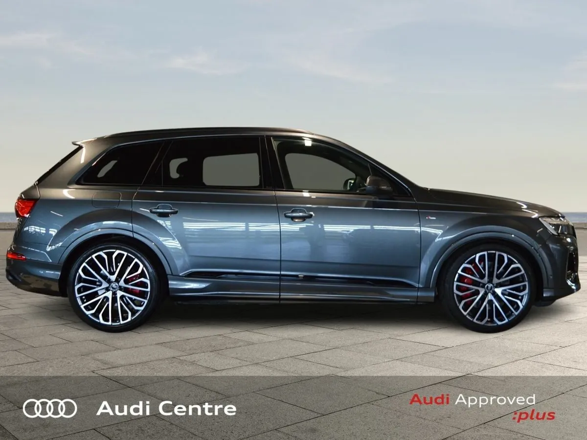 Audi Q7 55 TFSI-E Q S LINE 394PS 4WD - Image 4