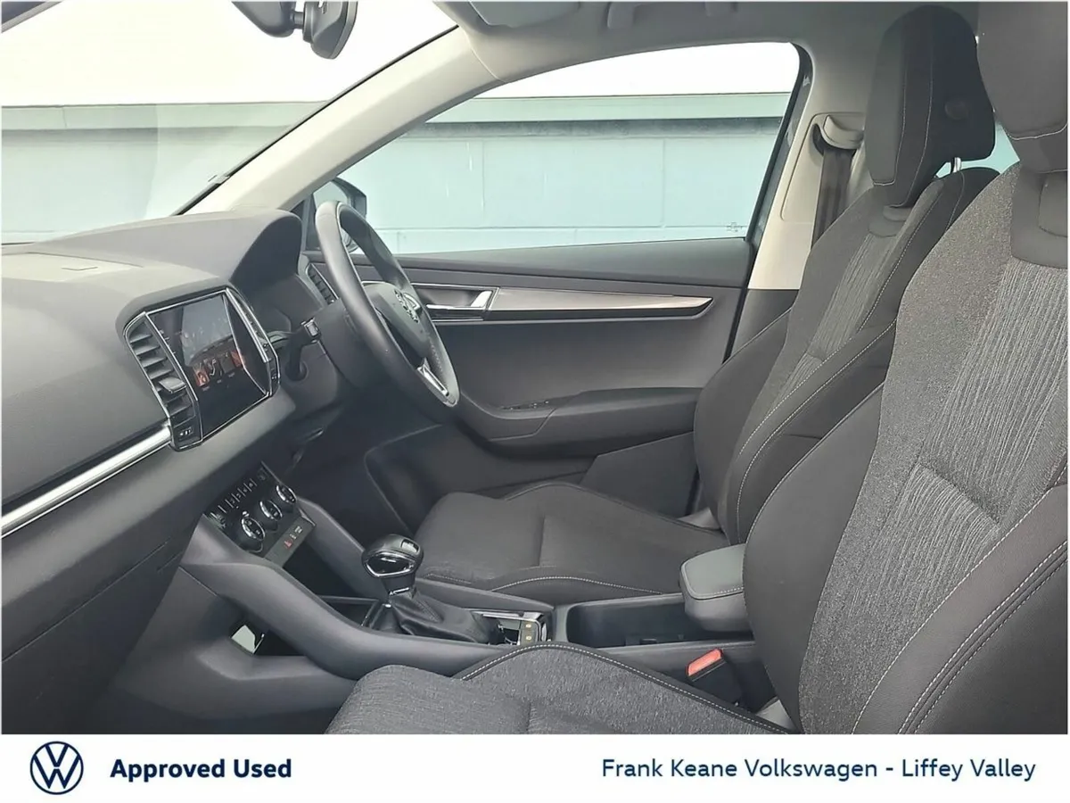 Skoda Karoq STYLE AUTO 1.0TSI 115BHP *CARPLAY & AN - Image 4