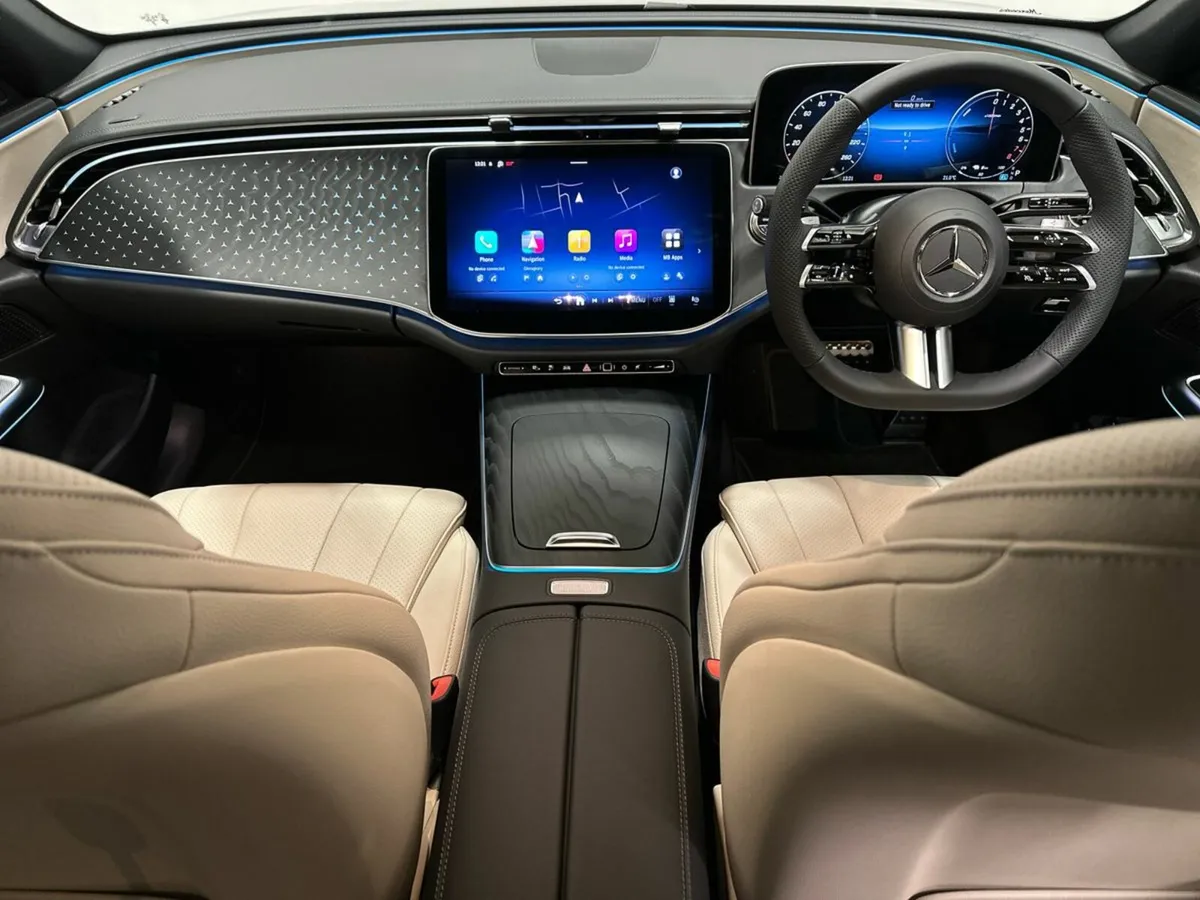 Mercedes-Benz E-Class E300 e AMG Edition + PHEV - Image 4