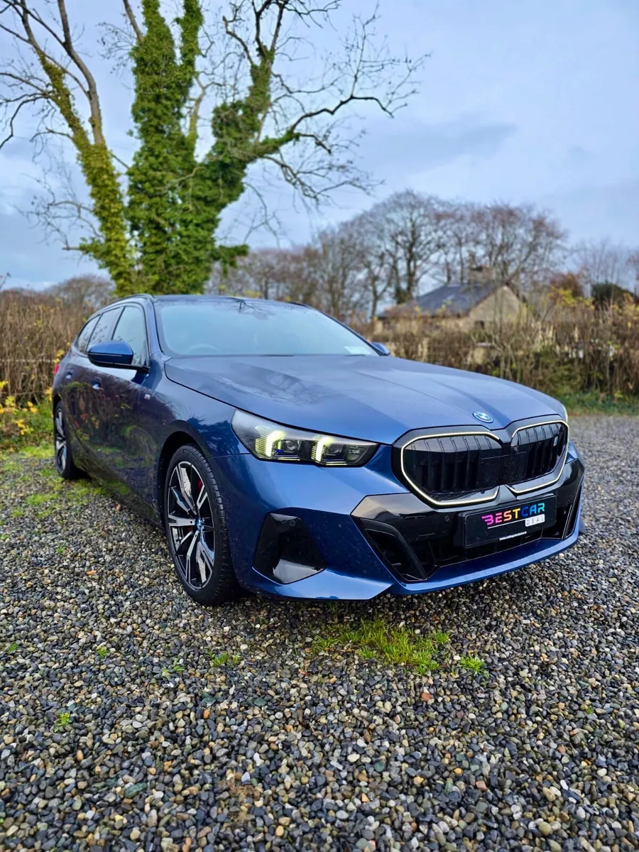 2024 BMW i5 eDrive40 M Sport Pro 83.90 kWh - Image 3