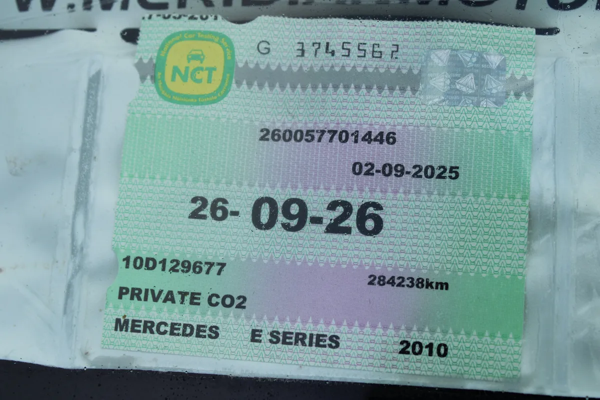 2010 Mercedes-Benz E-350 SPORT 3.0 CDI AUTO. - Image 4