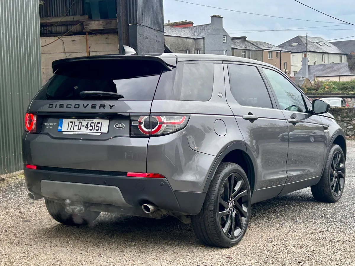 Land Rover Discovery Sport 7 seater 4 wheel drive - Image 4