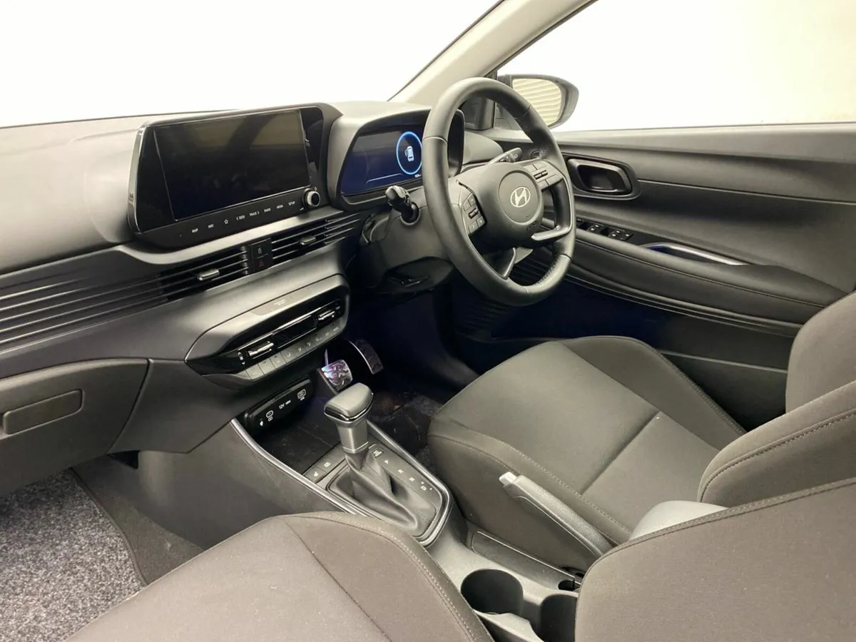 Hyundai Bayon Bayon Executive Auto - Image 3