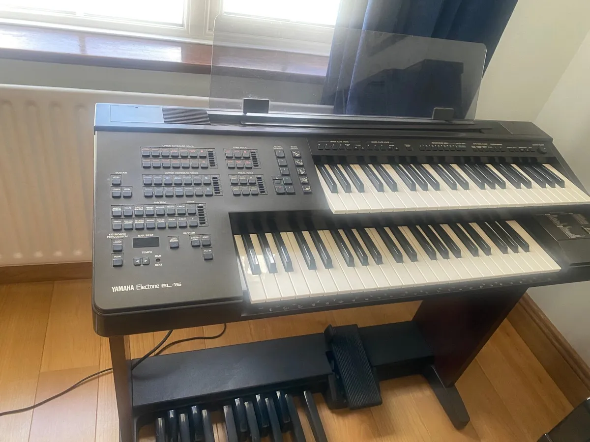 Yamaha Electone Organ EL -15 with stool