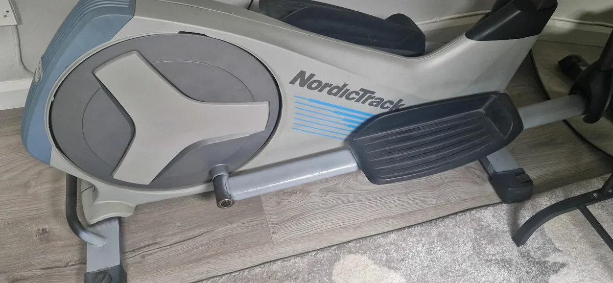 Cross trainer - Image 2