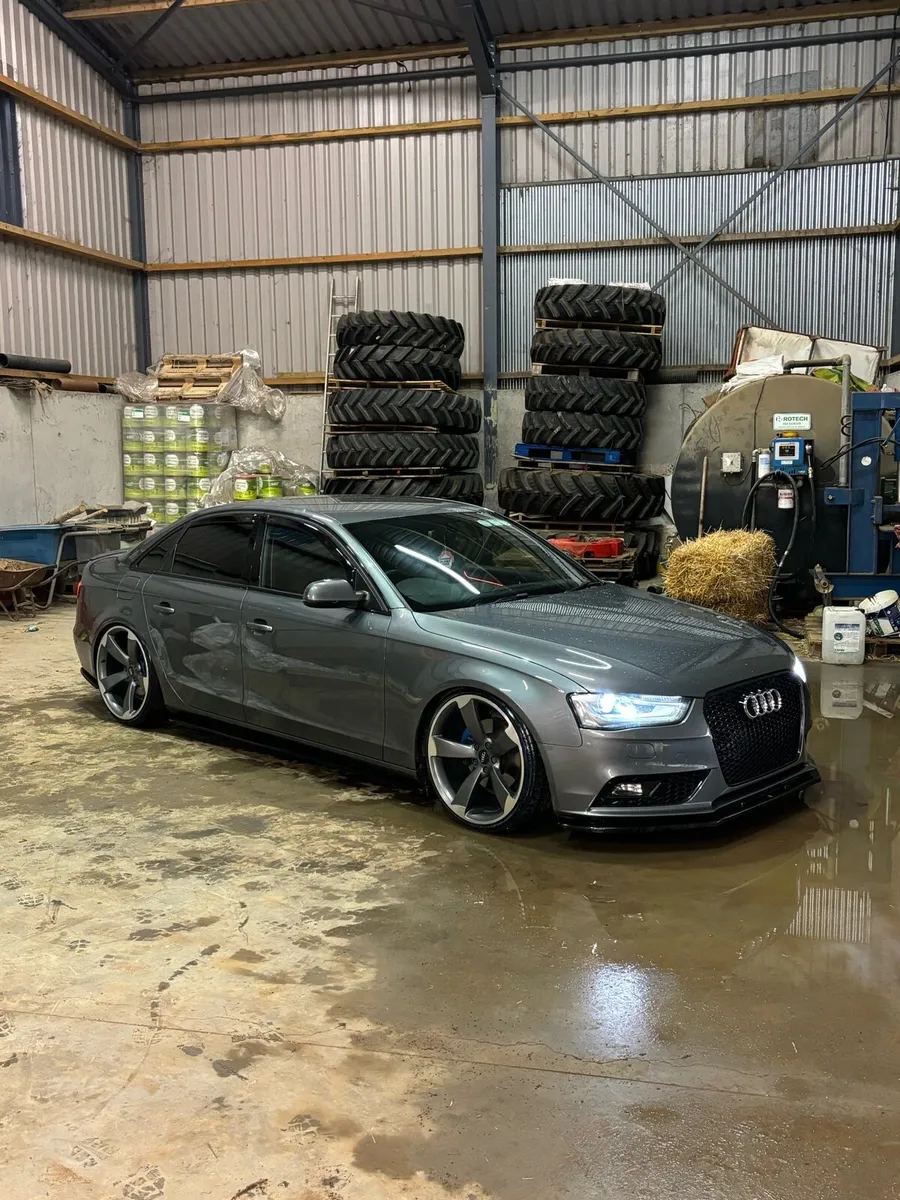 Audi a4 - Image 1