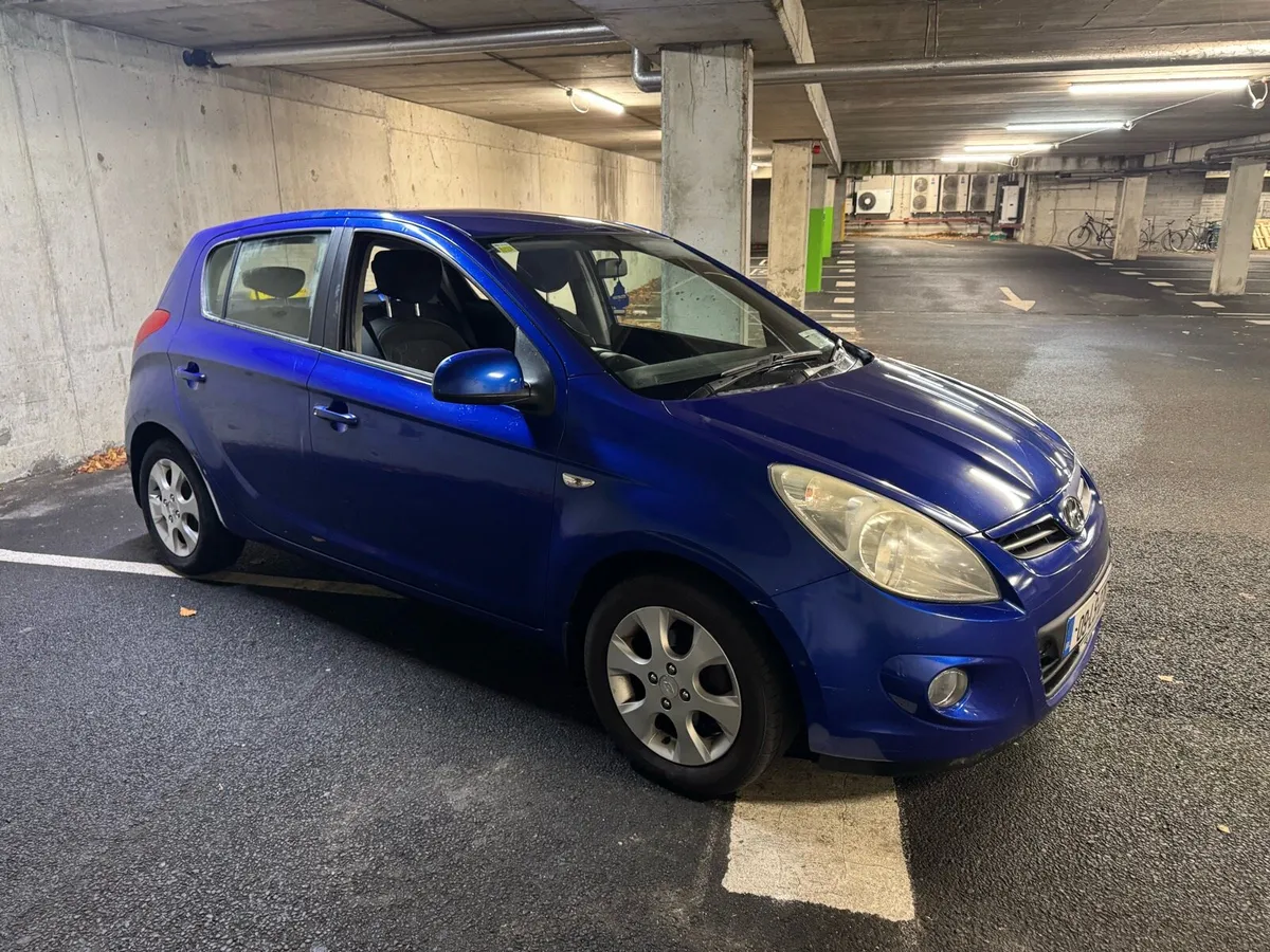 Hyundai i20 - Image 1