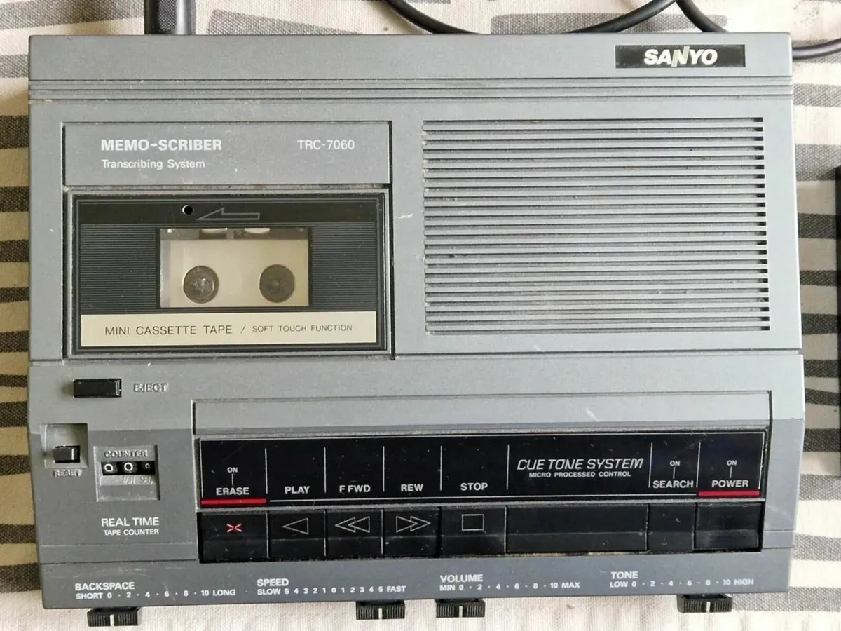 Sanyo Dictaphone with Manual &Foot Pedal Controls - Image 1