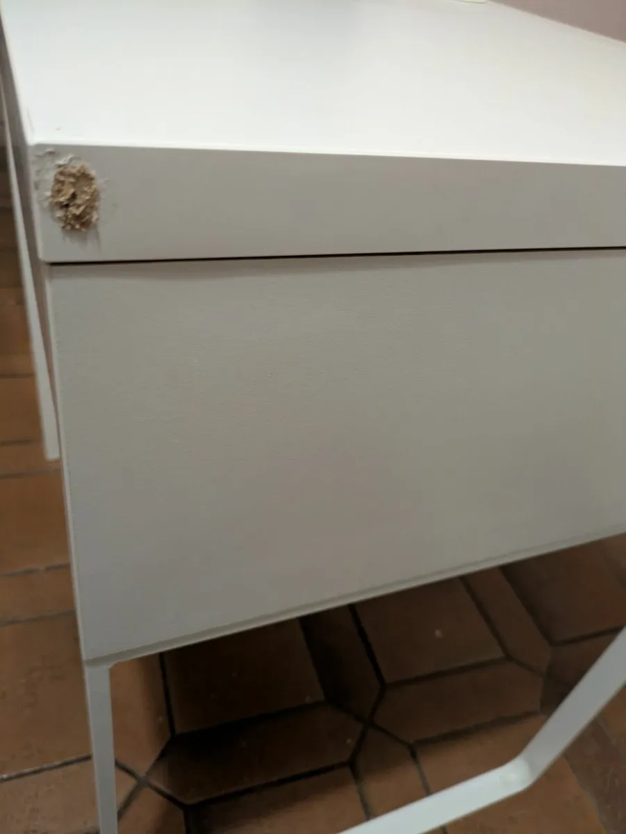Ikea desk Micke white - Image 2