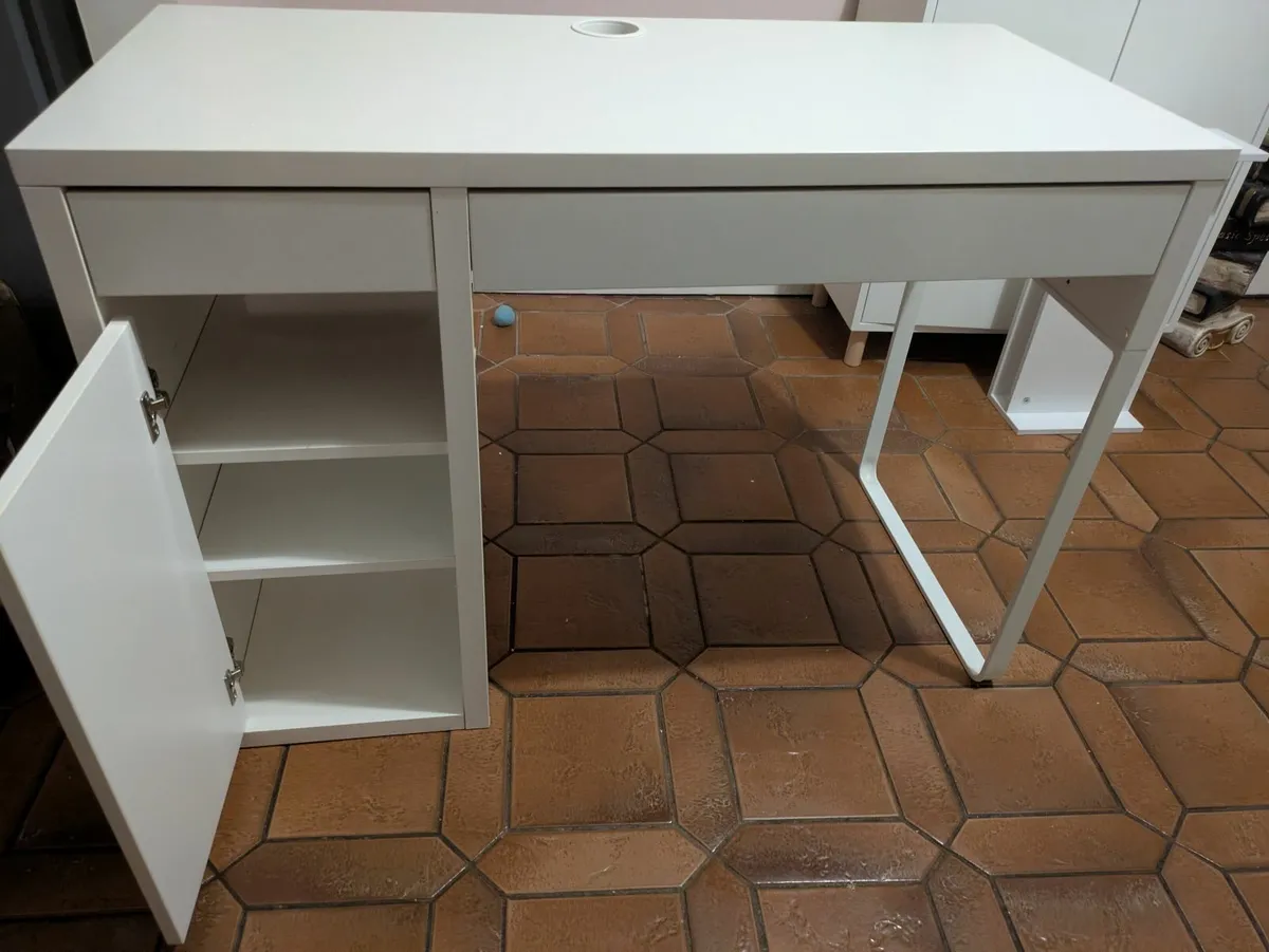 Ikea desk Micke white - Image 3