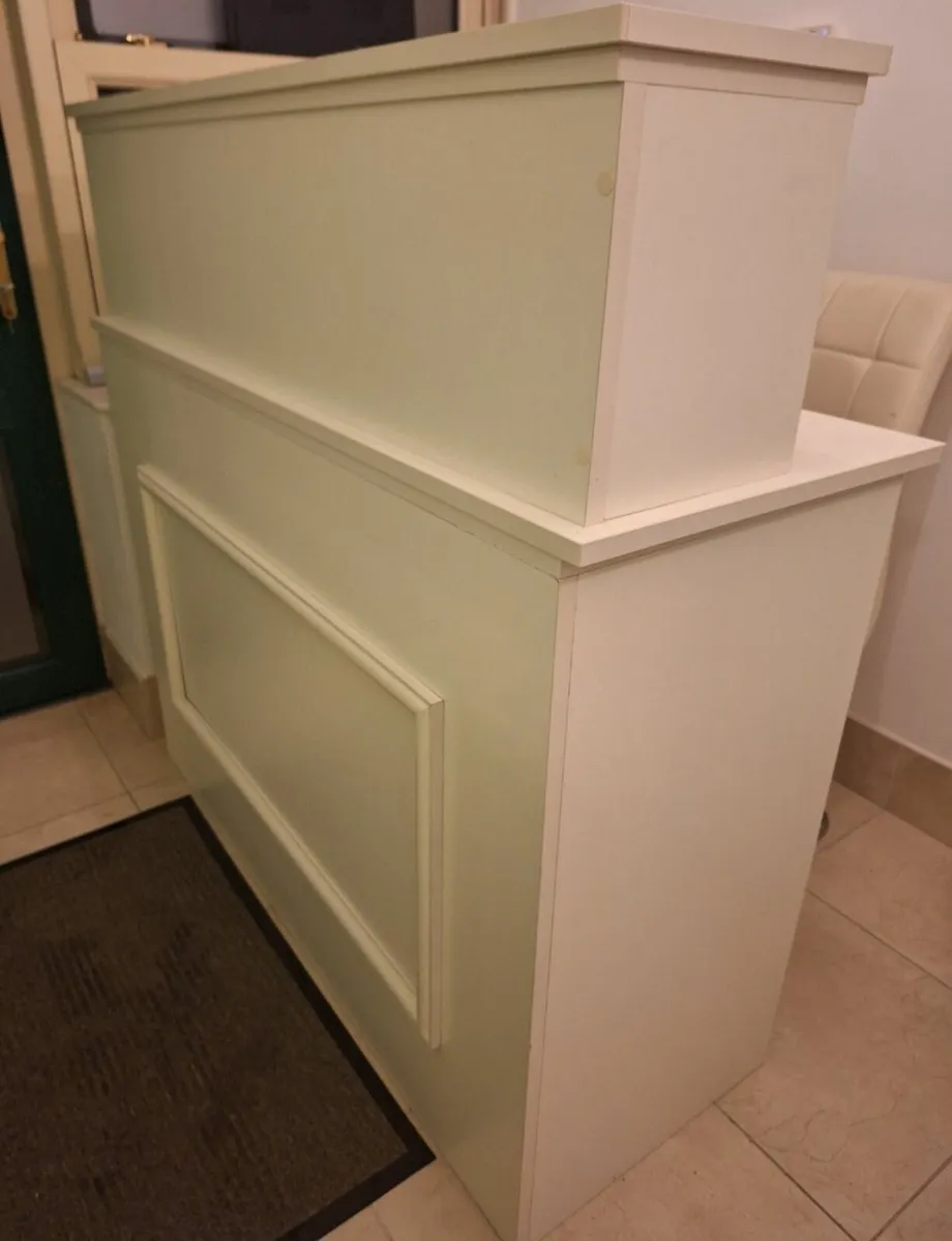 Office Desk - Image 1