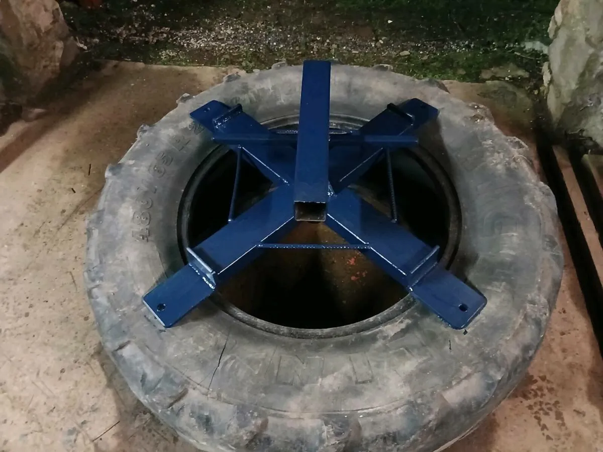 Cattle Crush / Silage Pusher - Image 3