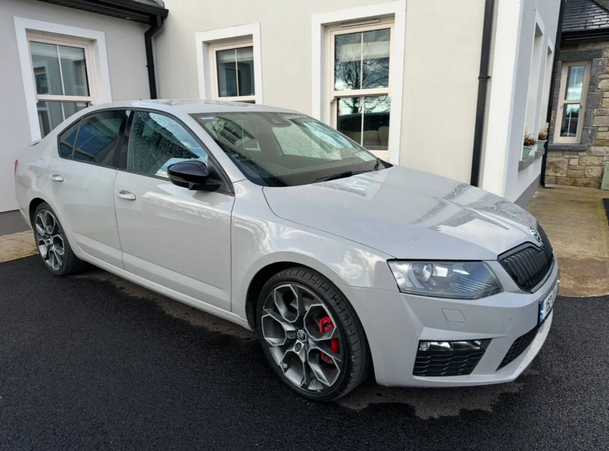 Skoda Octavia VRS - Image 1