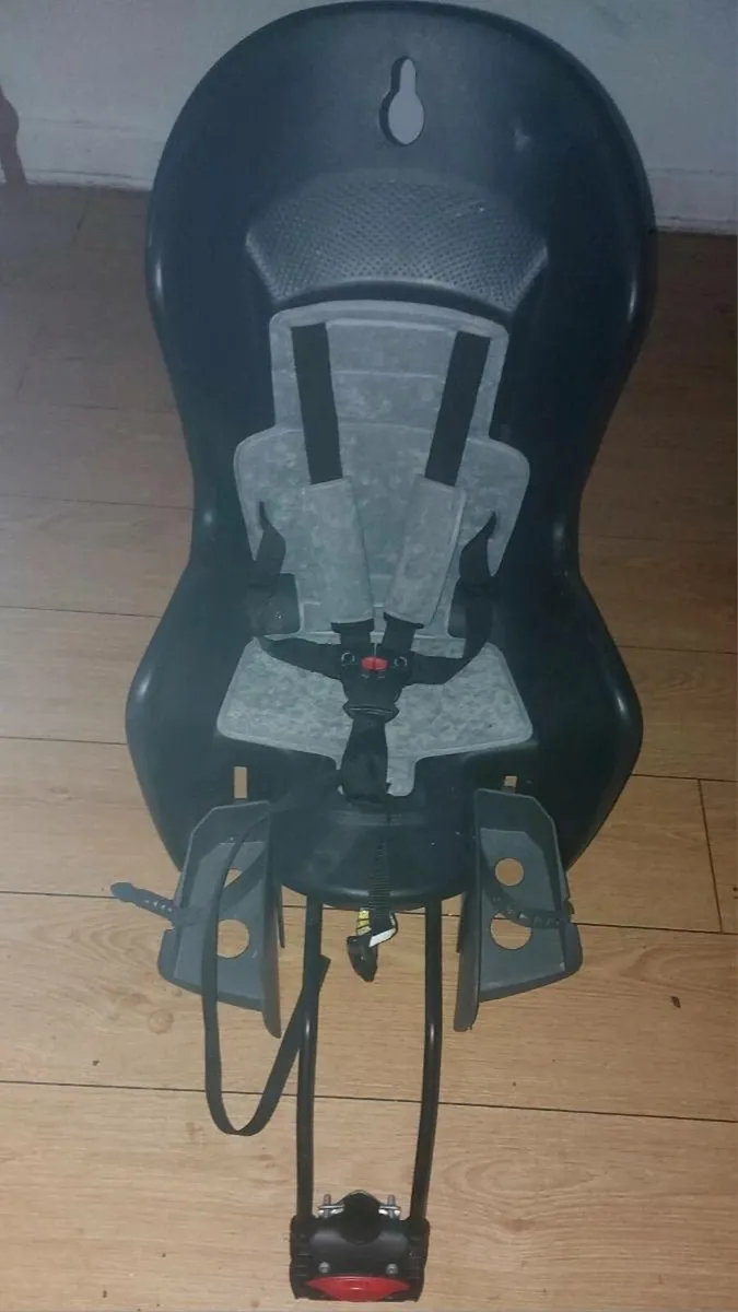 Child bike seat - Image 2
