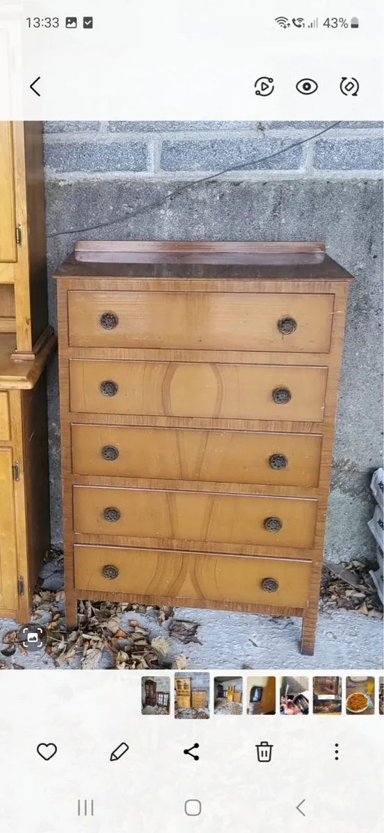 Furniture set of drawers