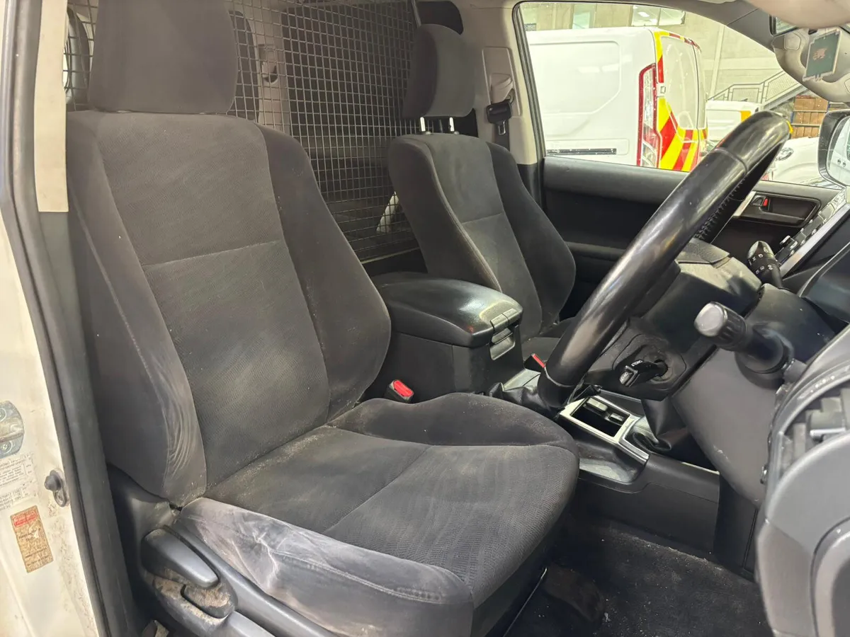 Toyota Land Cruiser 2021 LWB  + vat - Image 2