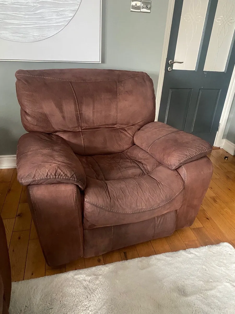 Leatherette couch - Image 2