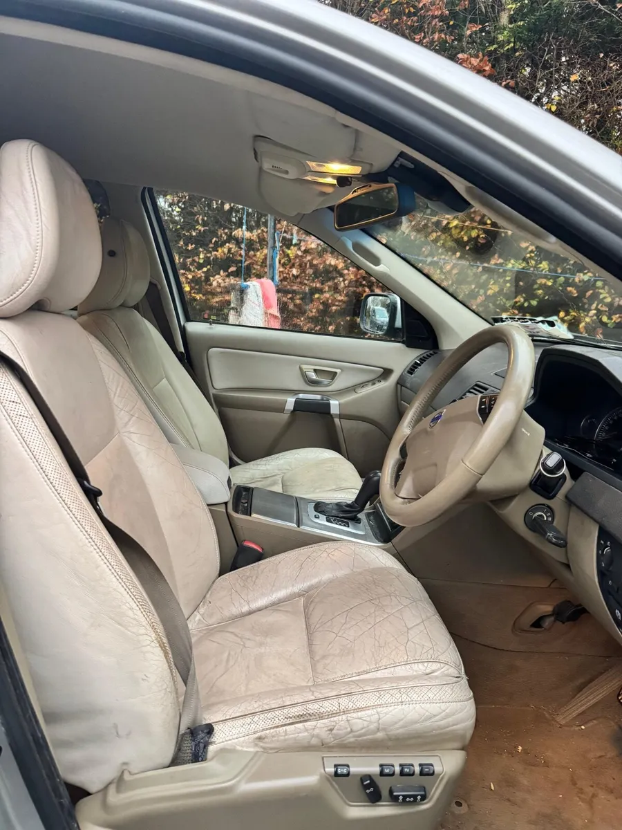 Volvo XC90 2008 - Image 2