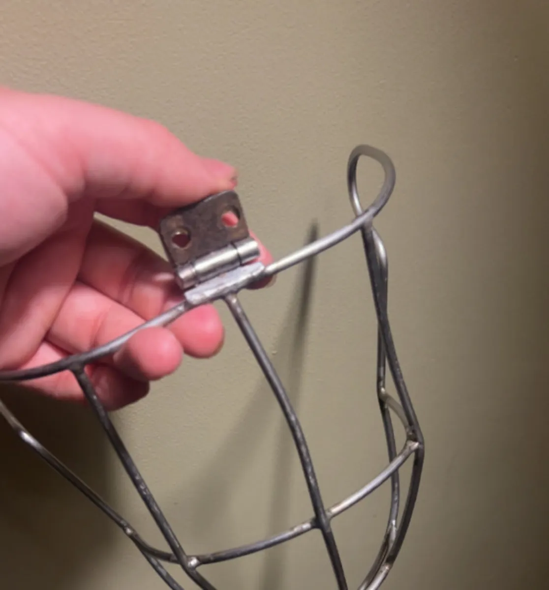 Oldstyle face gaurd - Image 1