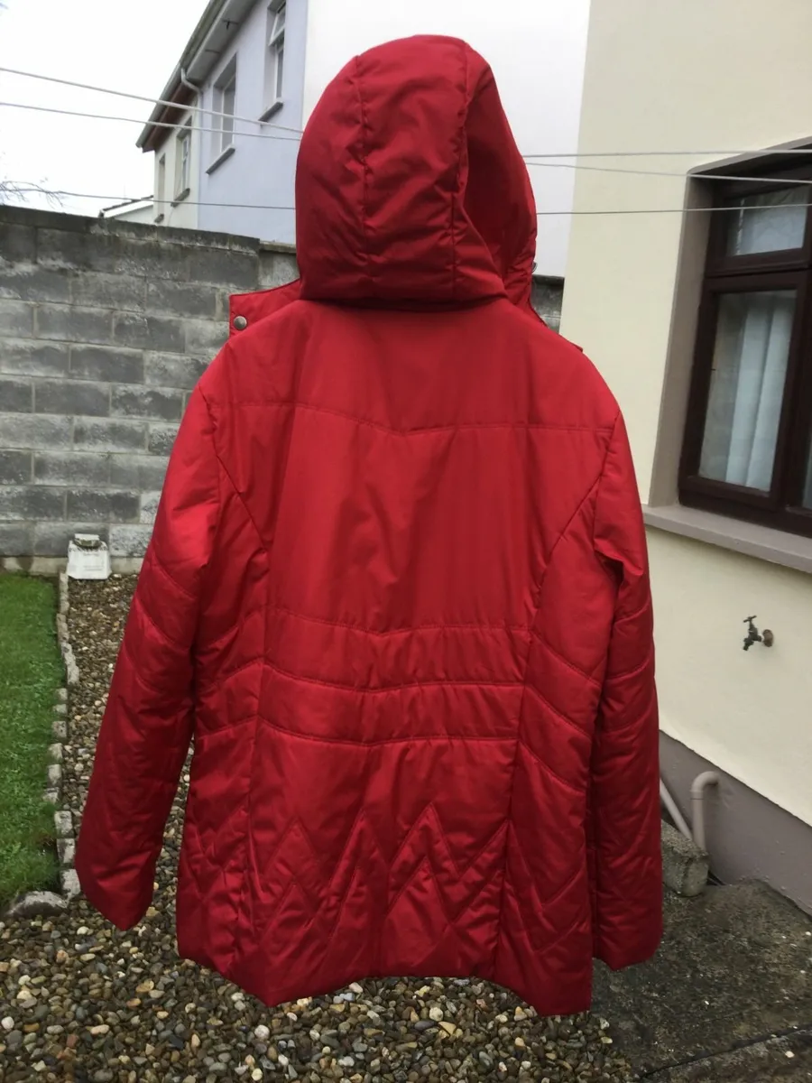 New Ladies Jacket from TWIST Brand, Size Large - Image 3