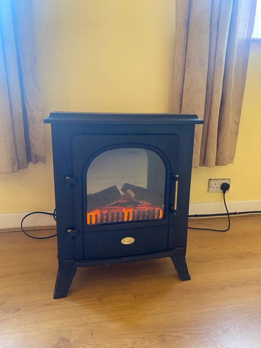 Dimplex Electric Fire/Stove - Image 1