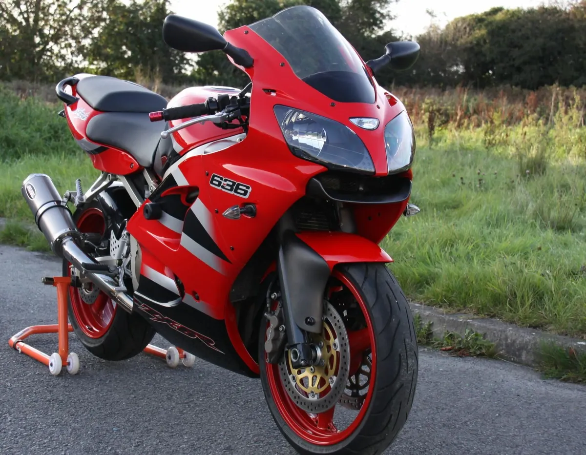 Kawasaki ZX 636 R  Ninja 9.000 Miles Mint Condi !! - Image 3