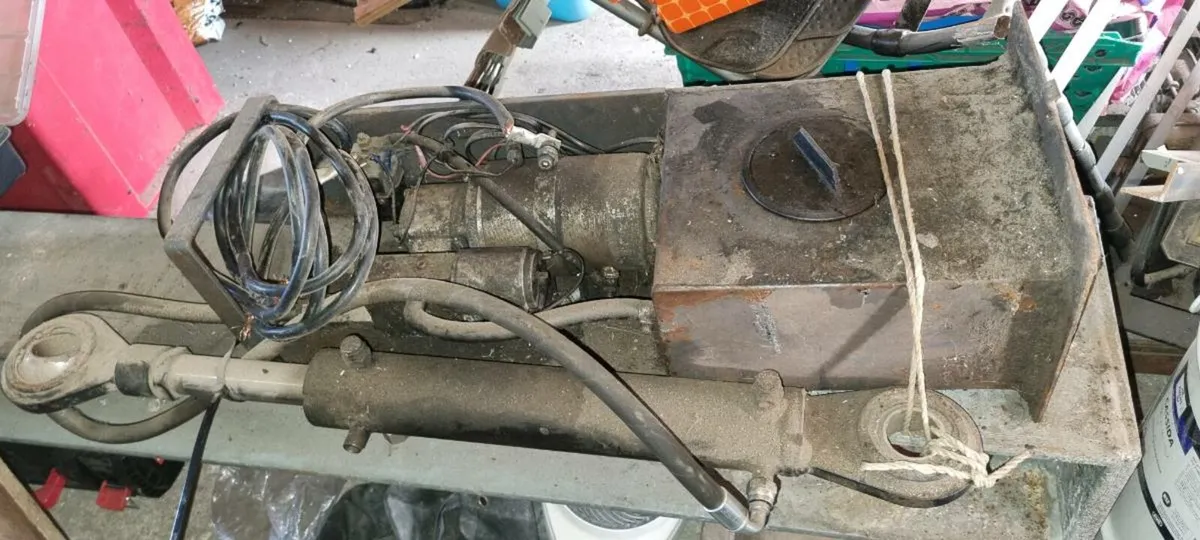 24volt Hydraulic Pump Unit - Image 2