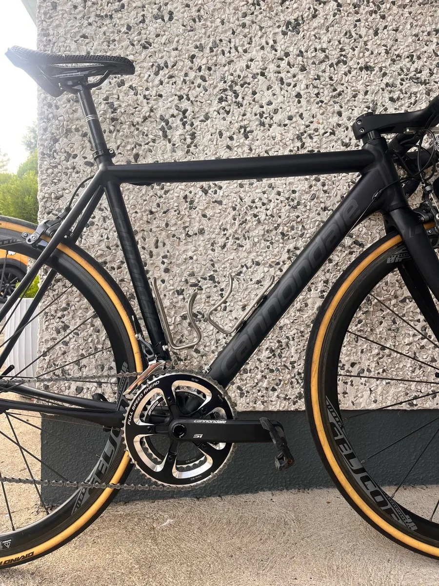 Cannondale CAAD 10 - Image 1