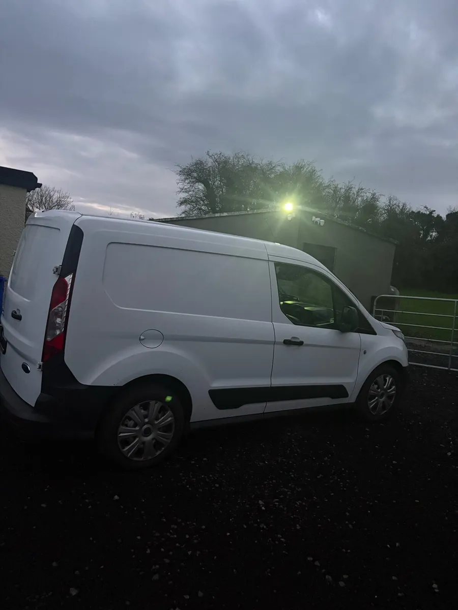 Ford Transit Connect - Image 1