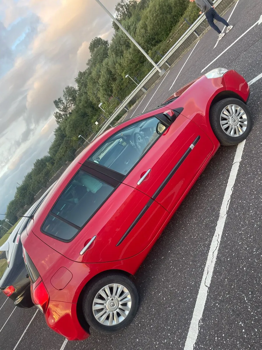 Renault Clio 2011 - Image 3